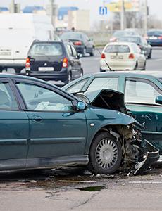 Car crash in an intersection